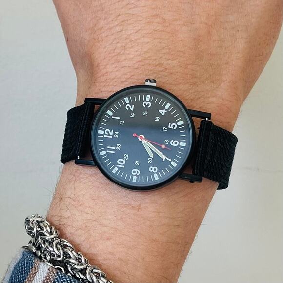 Black Analog Watch Unisex Minimalist Streetwear Style Quartz New - Picture 3 of 11